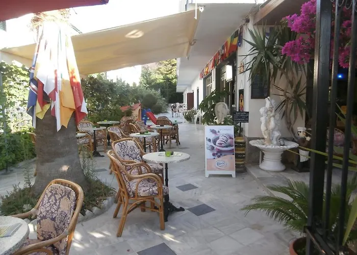 Harry's Bar & 1 3* Acharavi (Corfu)